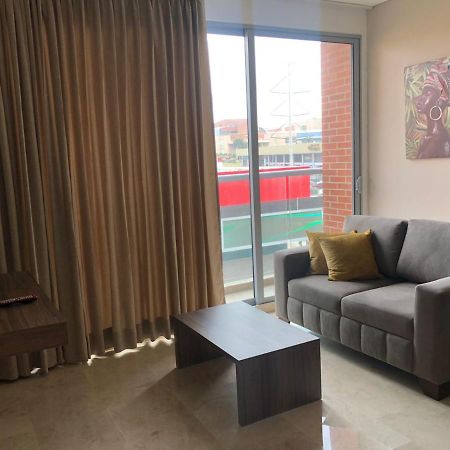 Buenavista Plaza Aparta Hotel 巴兰基亚 外观 照片